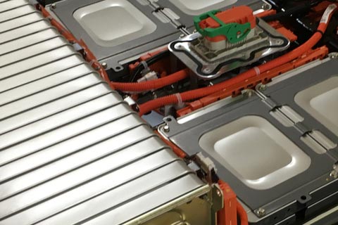 通辽正规公司上门回收三元锂电池|二手电动车电池回收